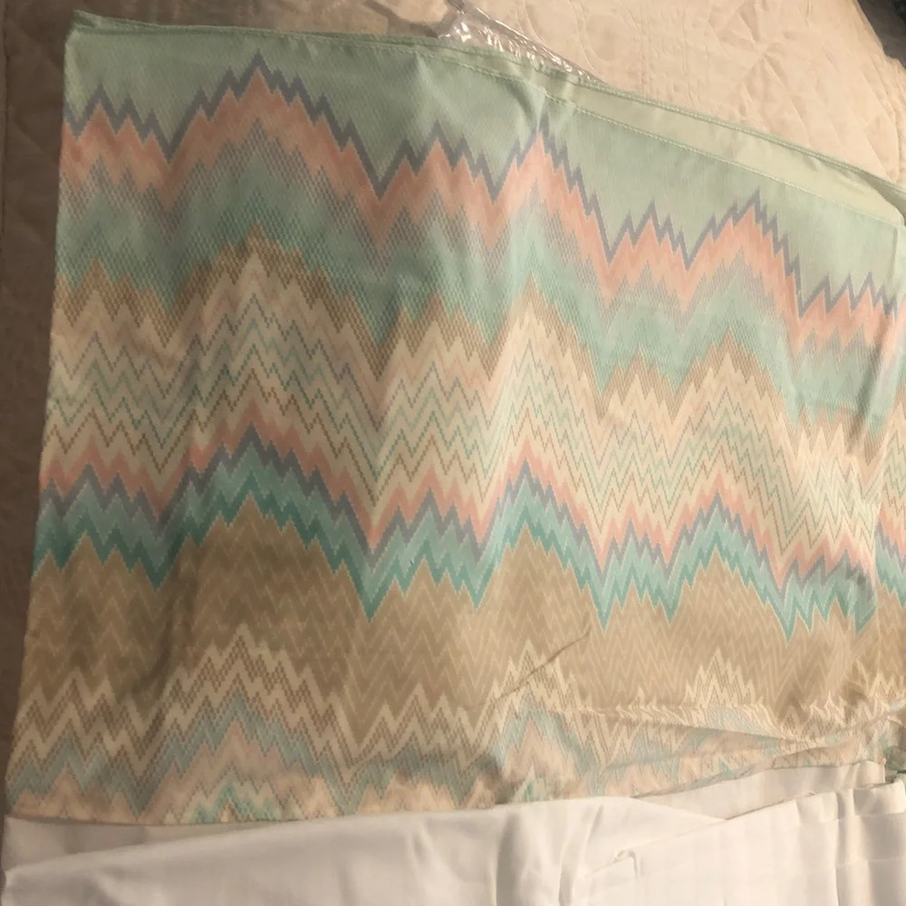 Martex Queen Tailored Petticoat in Pastel Chevron